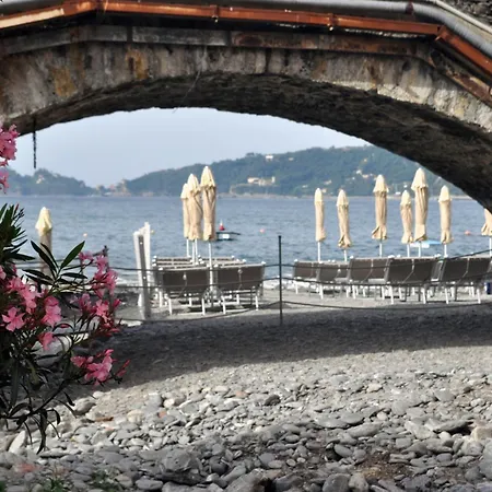 アパート 5 Passi Dal Mare - Sea House ラッパロ